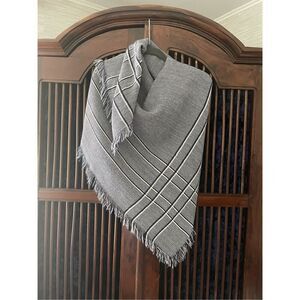 Japanese square scarf with fringe